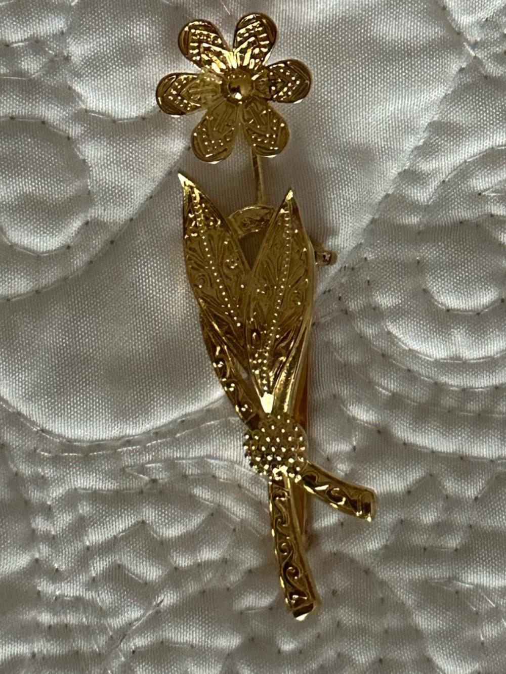 Flower brooch